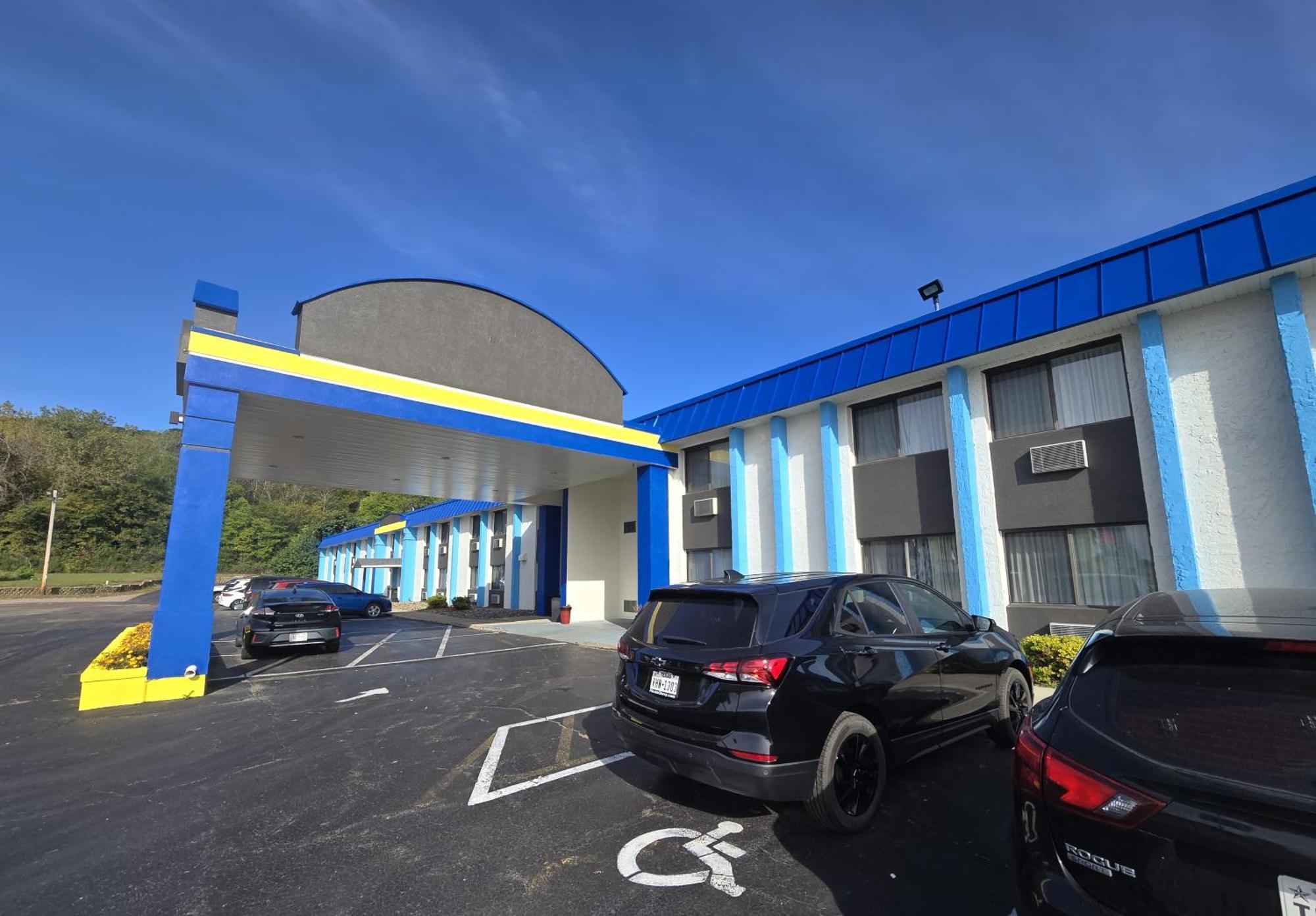 Days Inn By Wyndham Portage Exterior photo